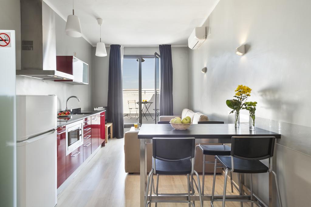 Fira Apartments By Gaiarooms Барселона Номер фото
